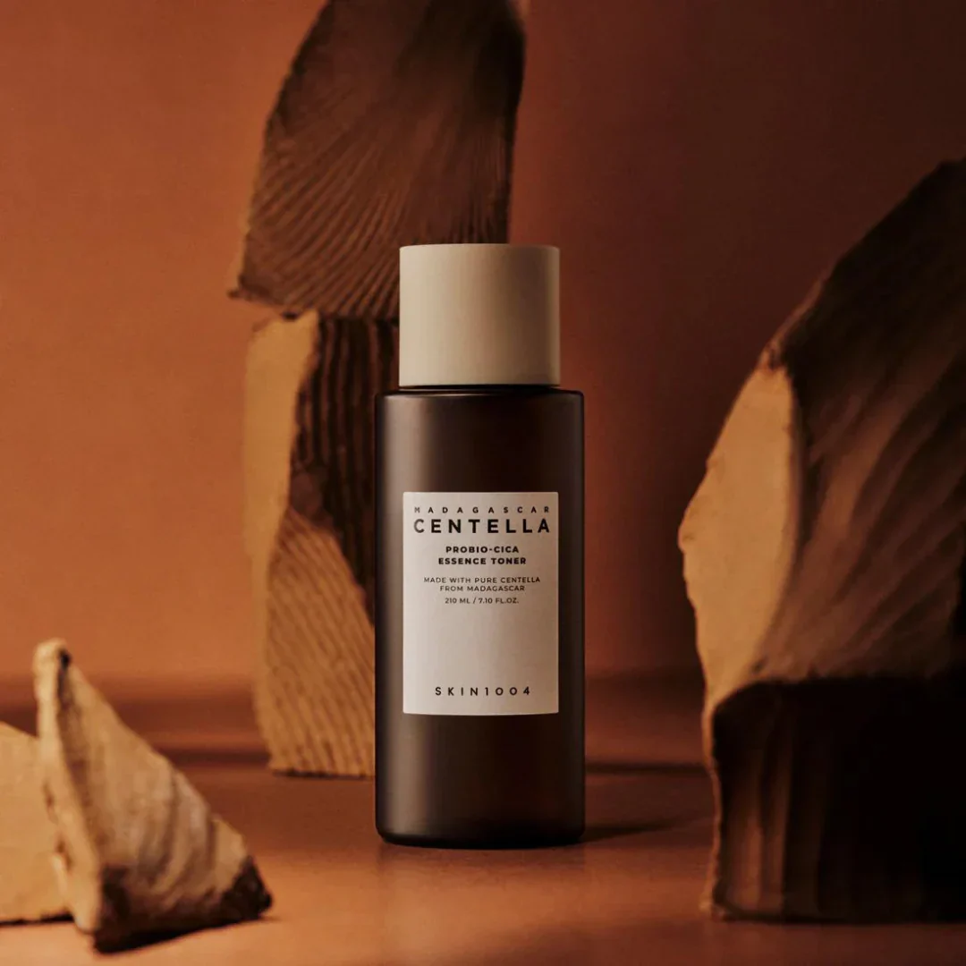 Skin1004 Madagascar Centella Probio-Cica Essence Toner 210 ml - Image 4