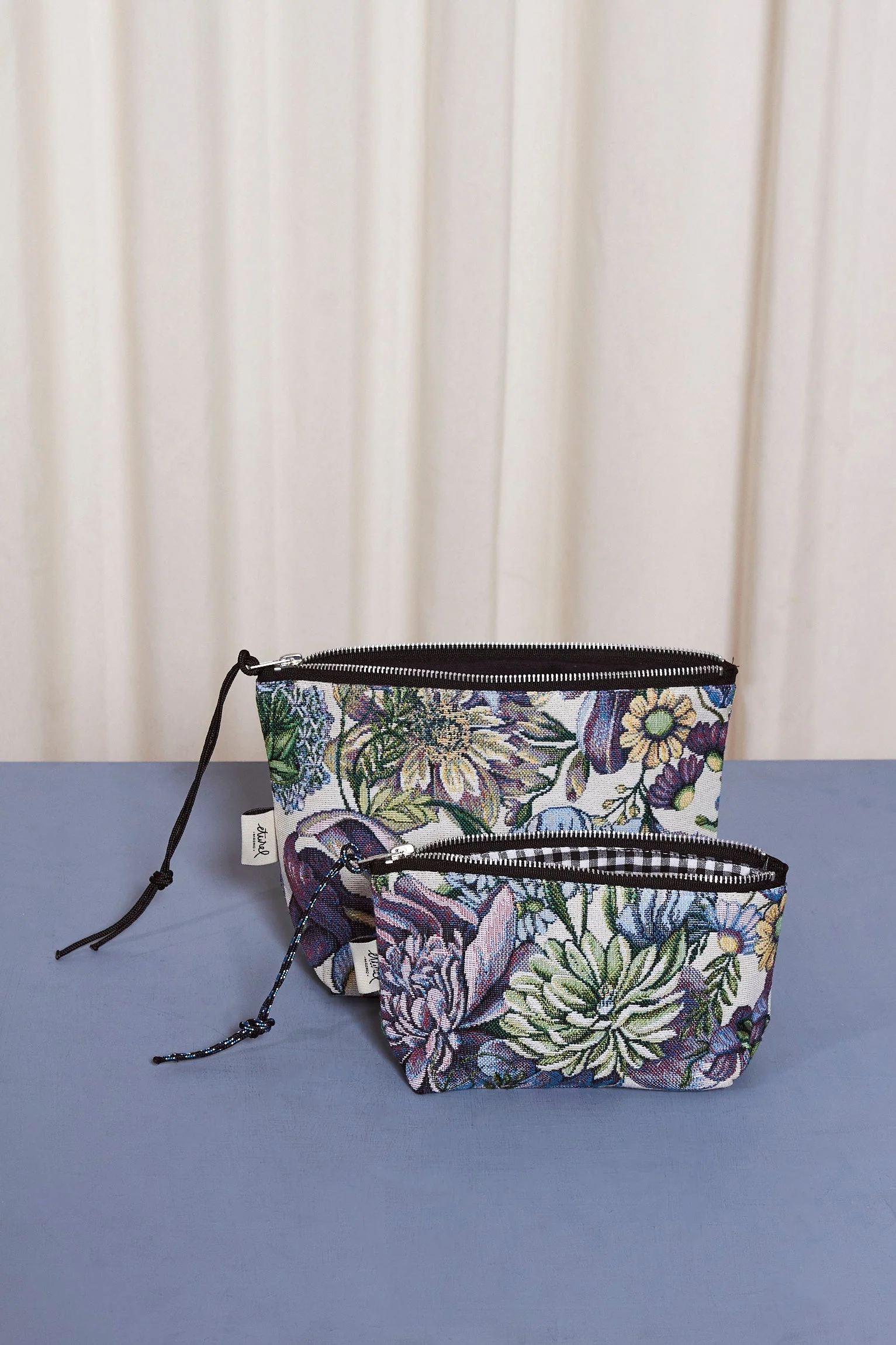 Eturel Neceser Tejido Jacquard Flores - Image 3