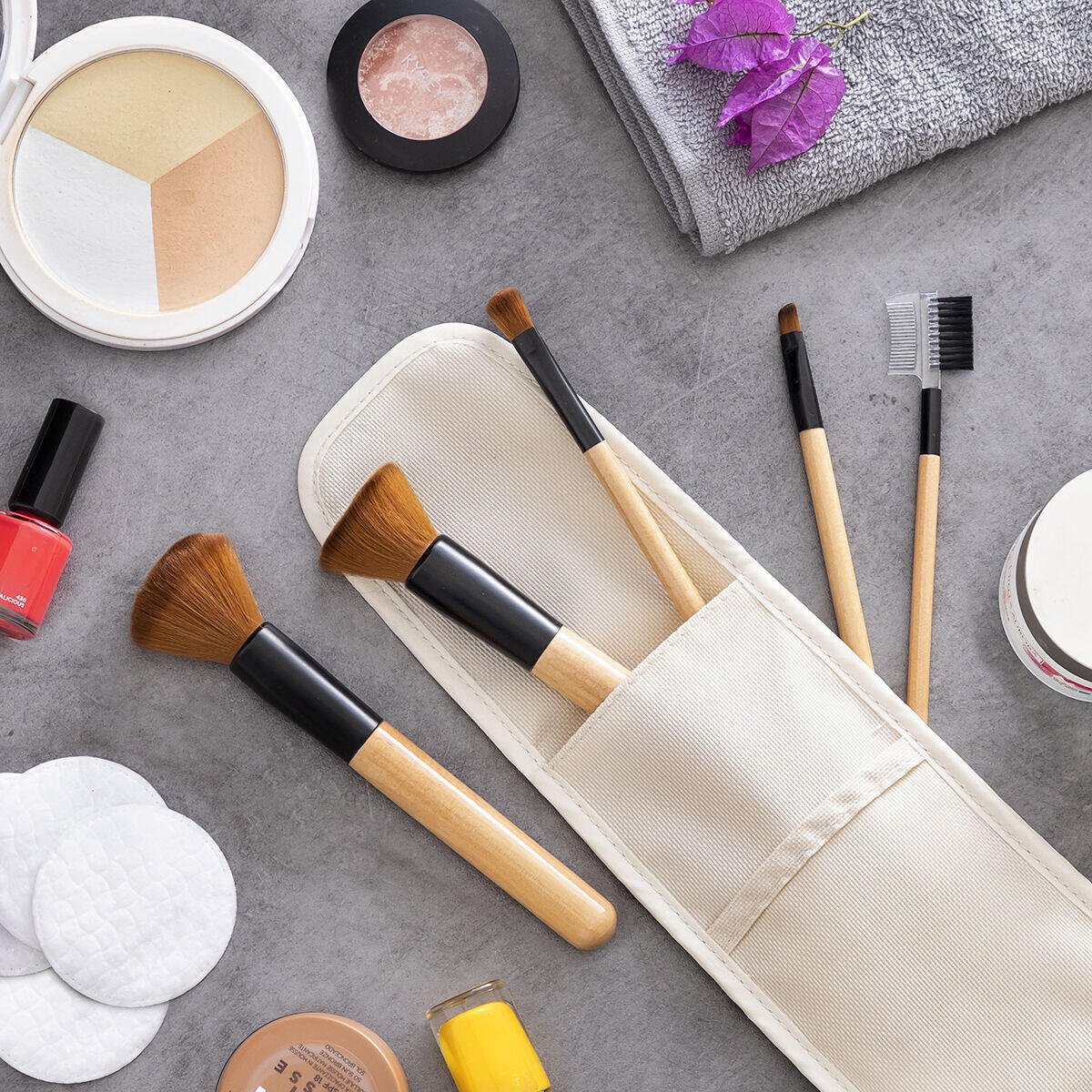 InnovaGoods Set brochas maquillaje 5 uds - Image 2