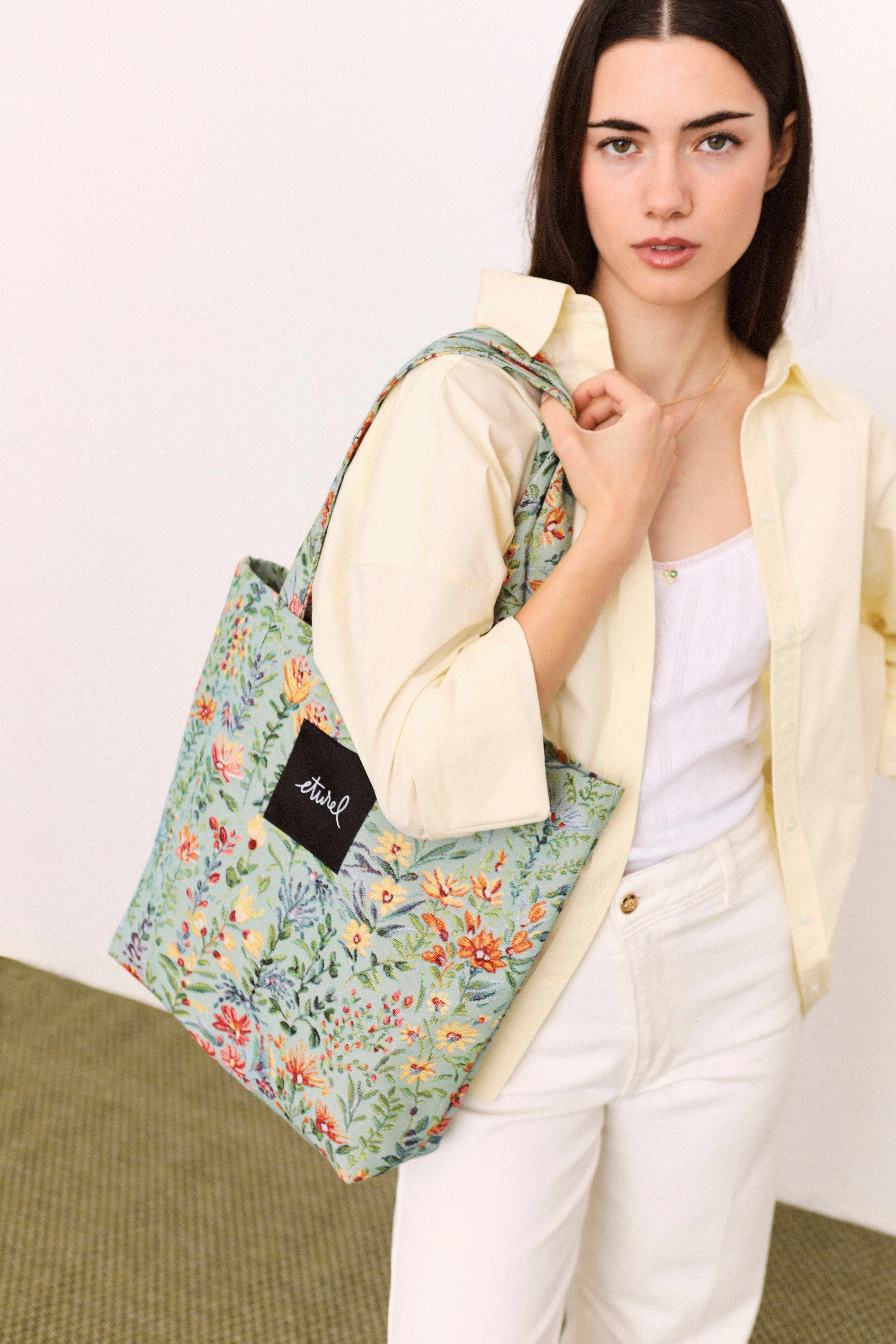 Eturel Tote bag tejido jacquard flores azaleas celeste